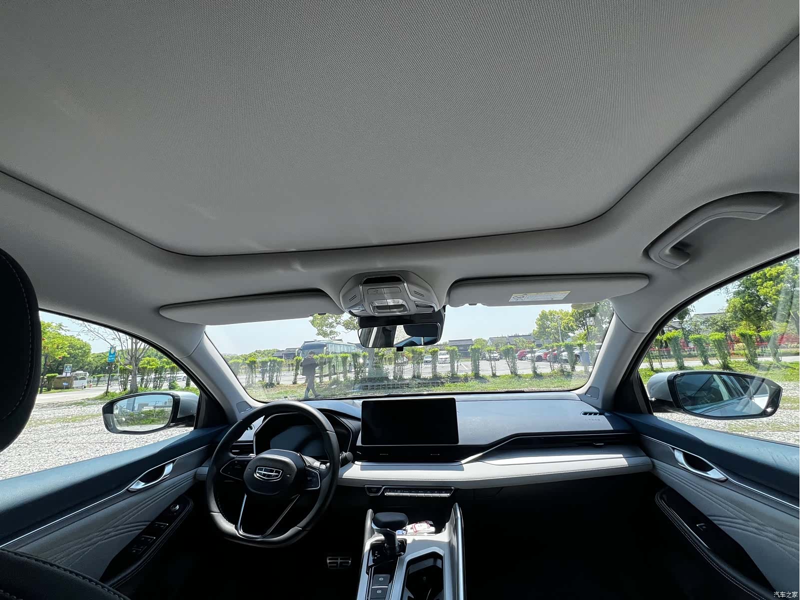 Geely Preface, 2022 10