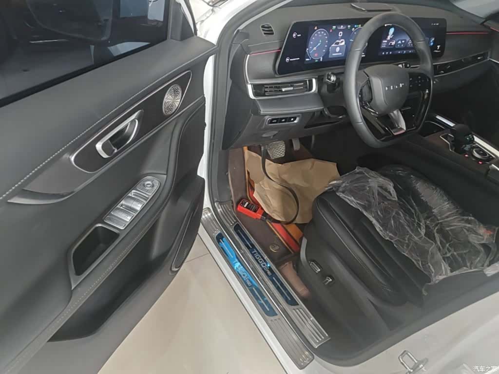 Chery Tiggo 8, 2025 16