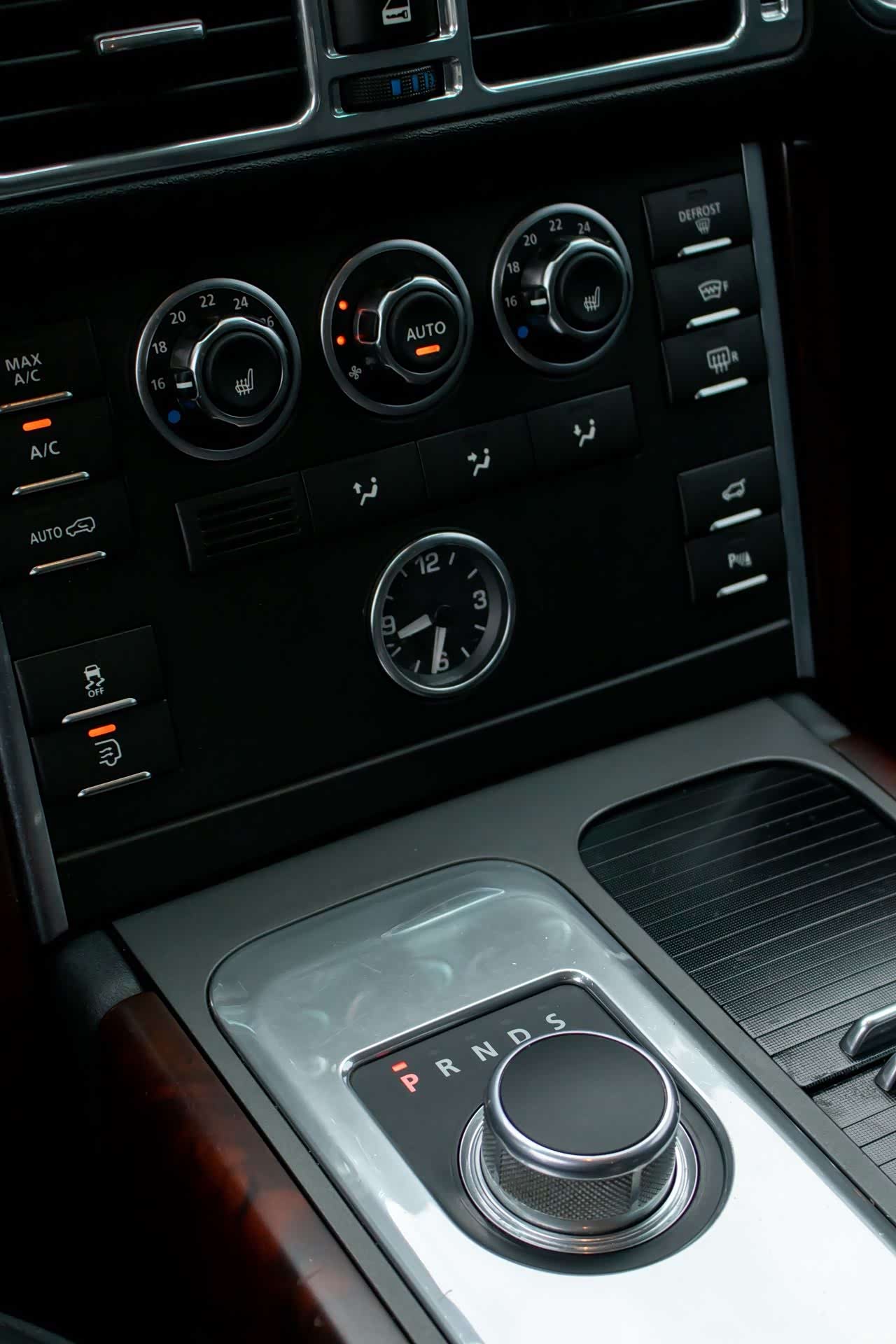 Land Rover Range Rover, 2012 16