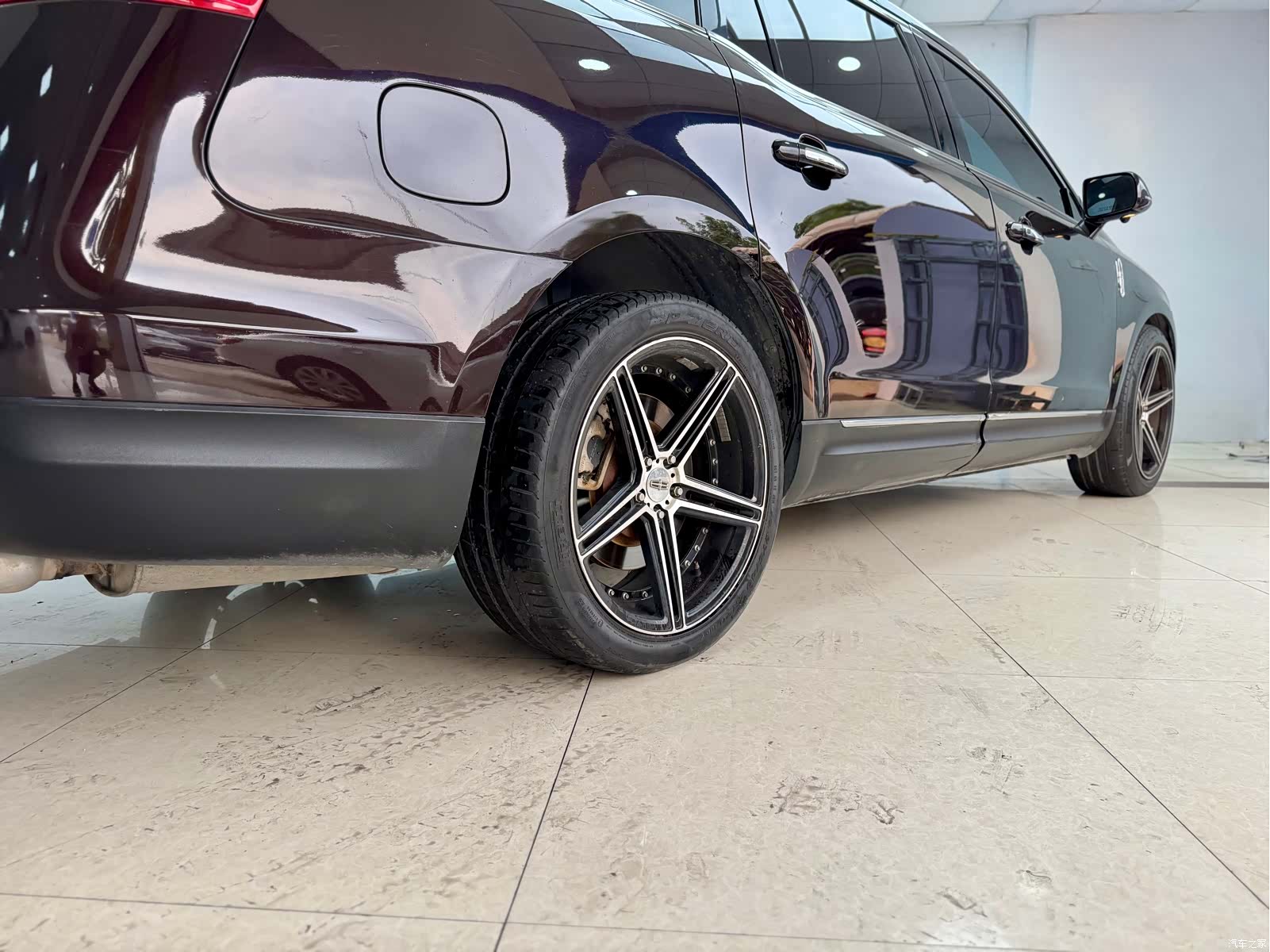 Lincoln MKT, 2014 21
