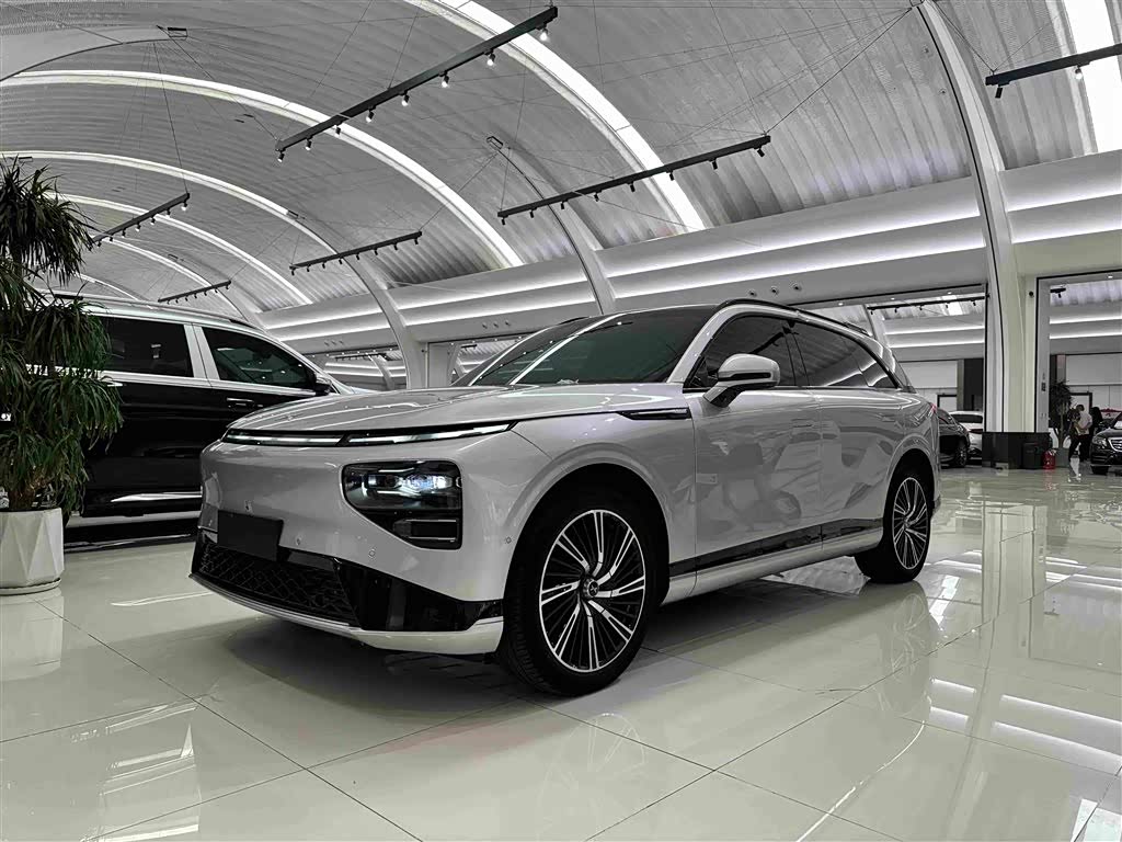 XPENG G9
