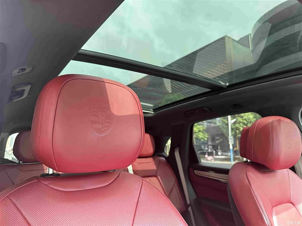 Porsche Cayenne, 2023 24