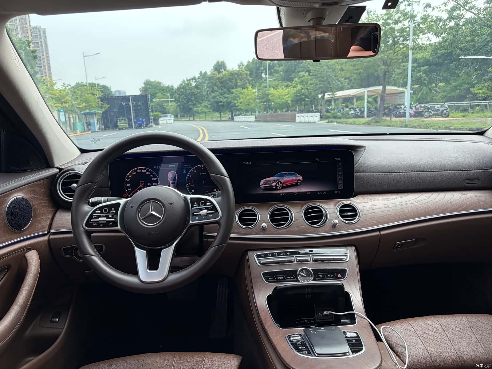 Mercedes-Benz E-Class, 2019 7