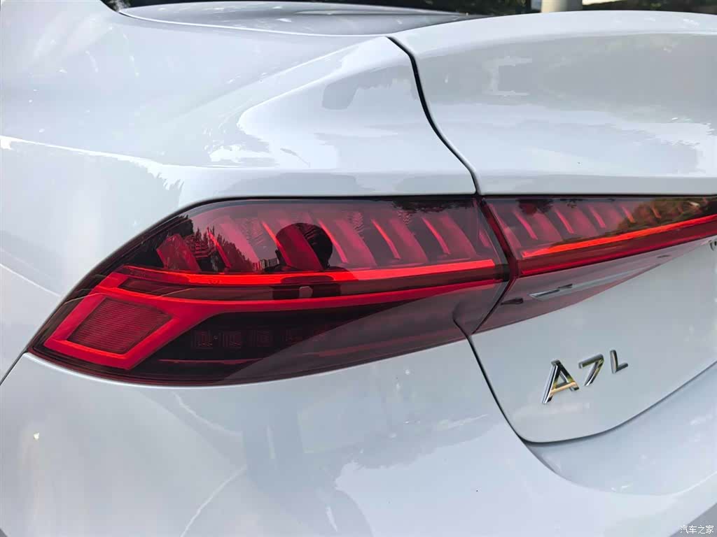 Audi A7L, 2023 18
