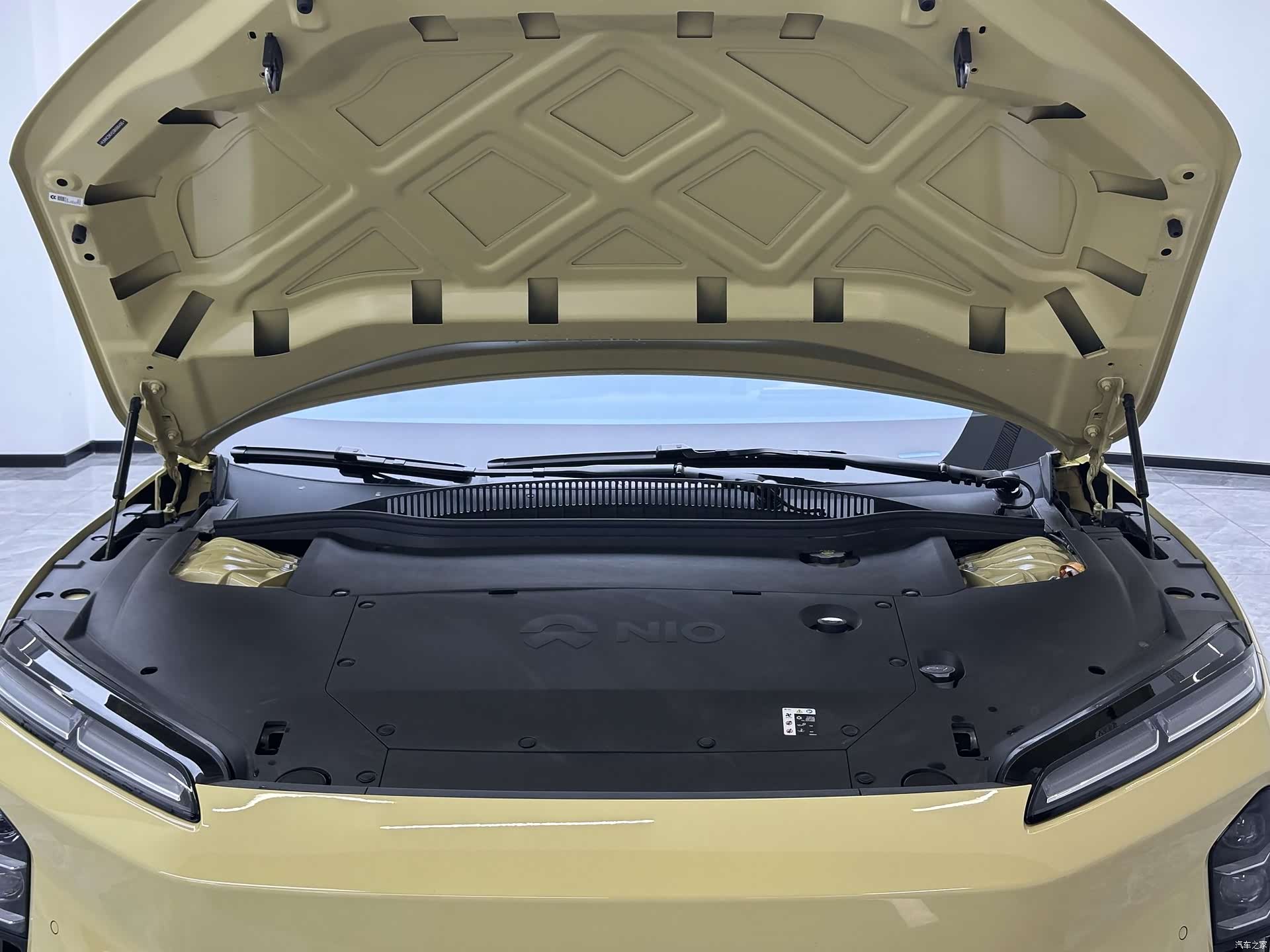 NIO ET5, 2025 9