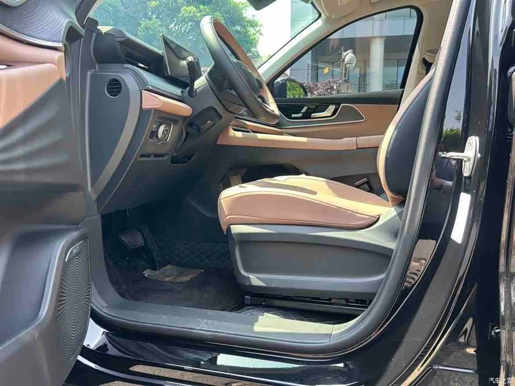 Chery Tiggo 8, 2025 4