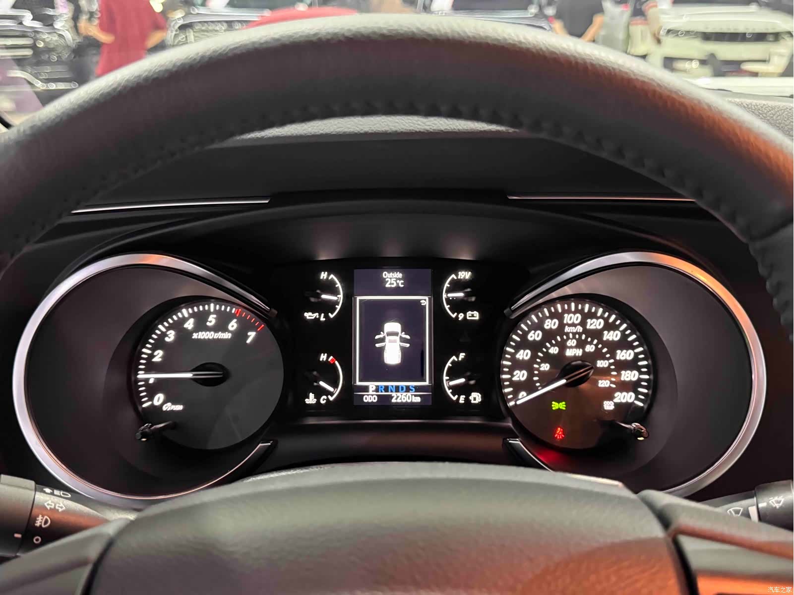 Toyota Sequoia, 2024 8