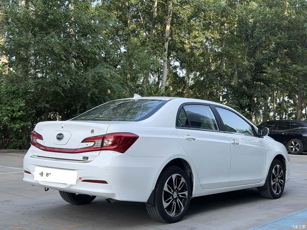 BYD Qin, 2015 4