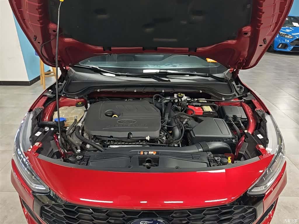 Ford Focus, 2023 20