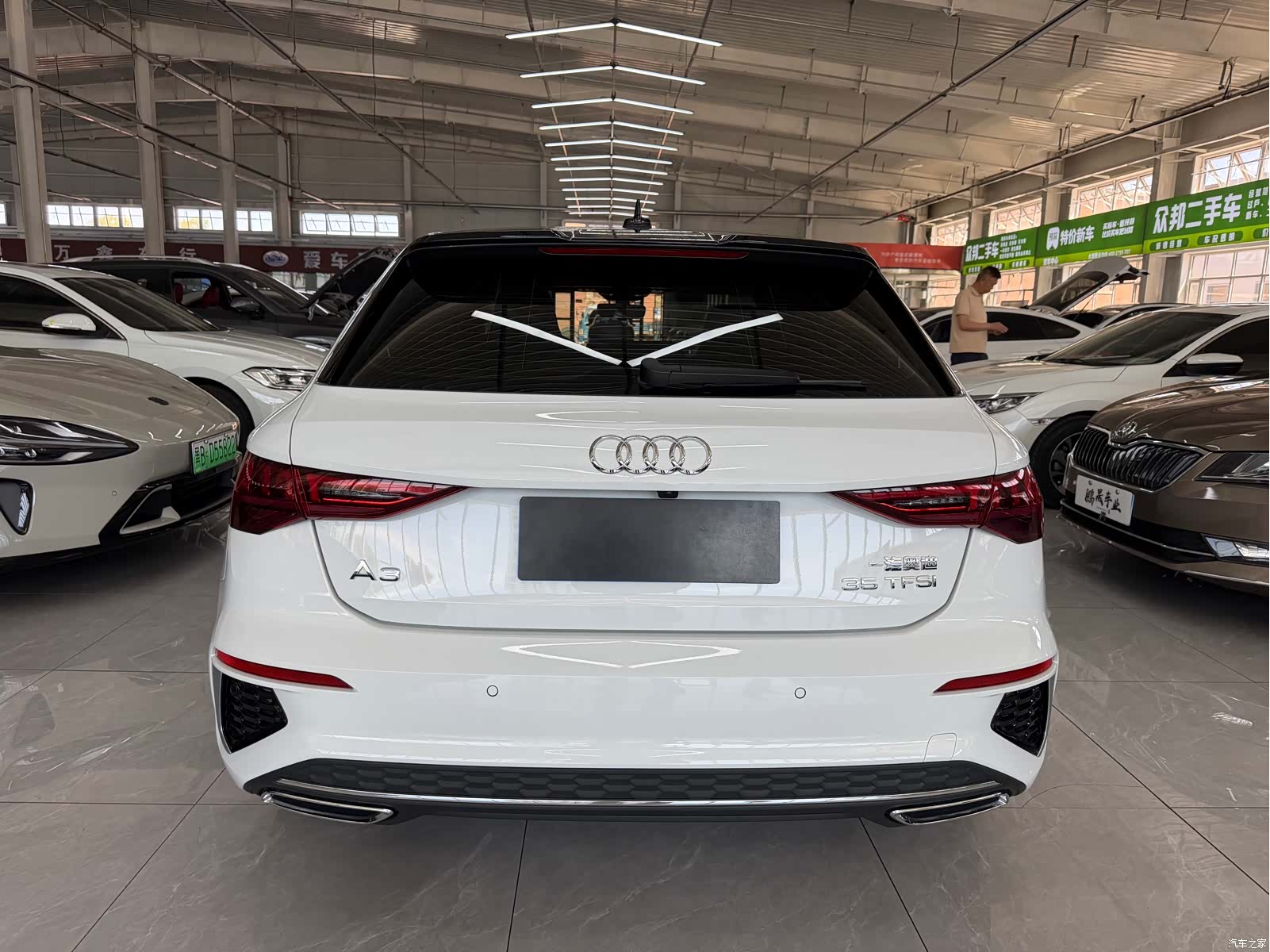 Audi A3, 2023 все фото