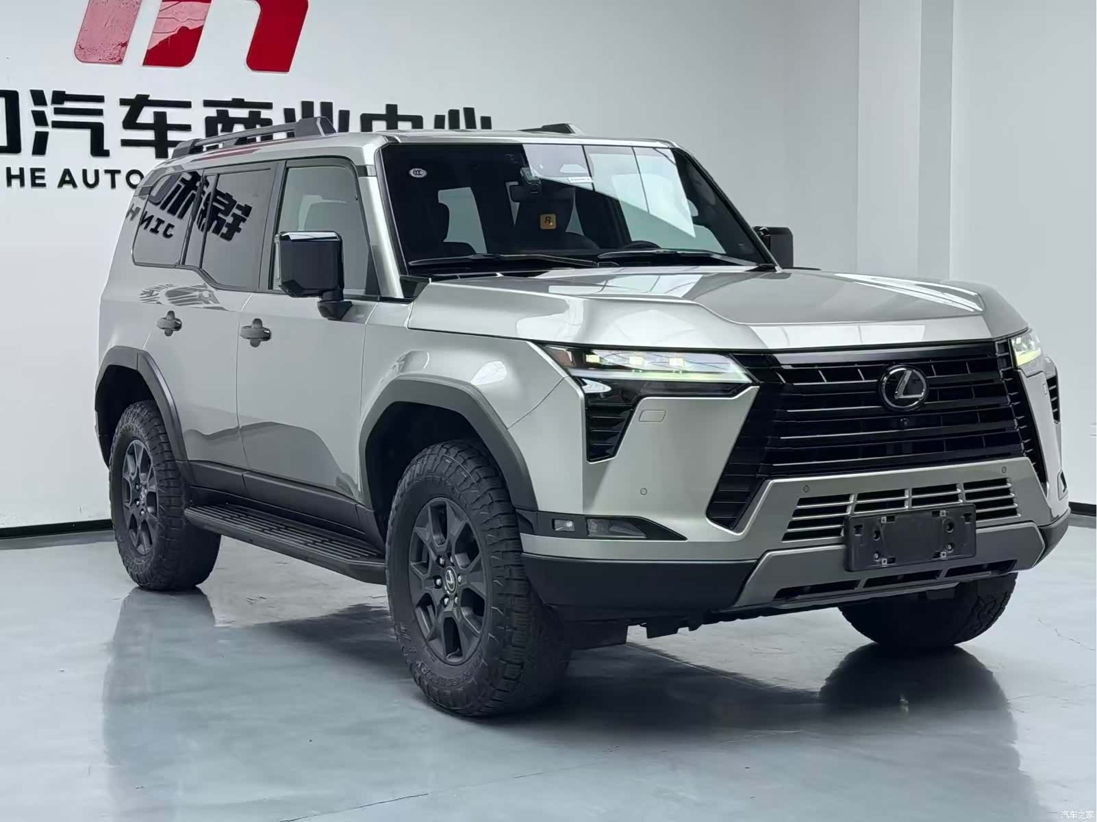 Lexus GX, 2024 3