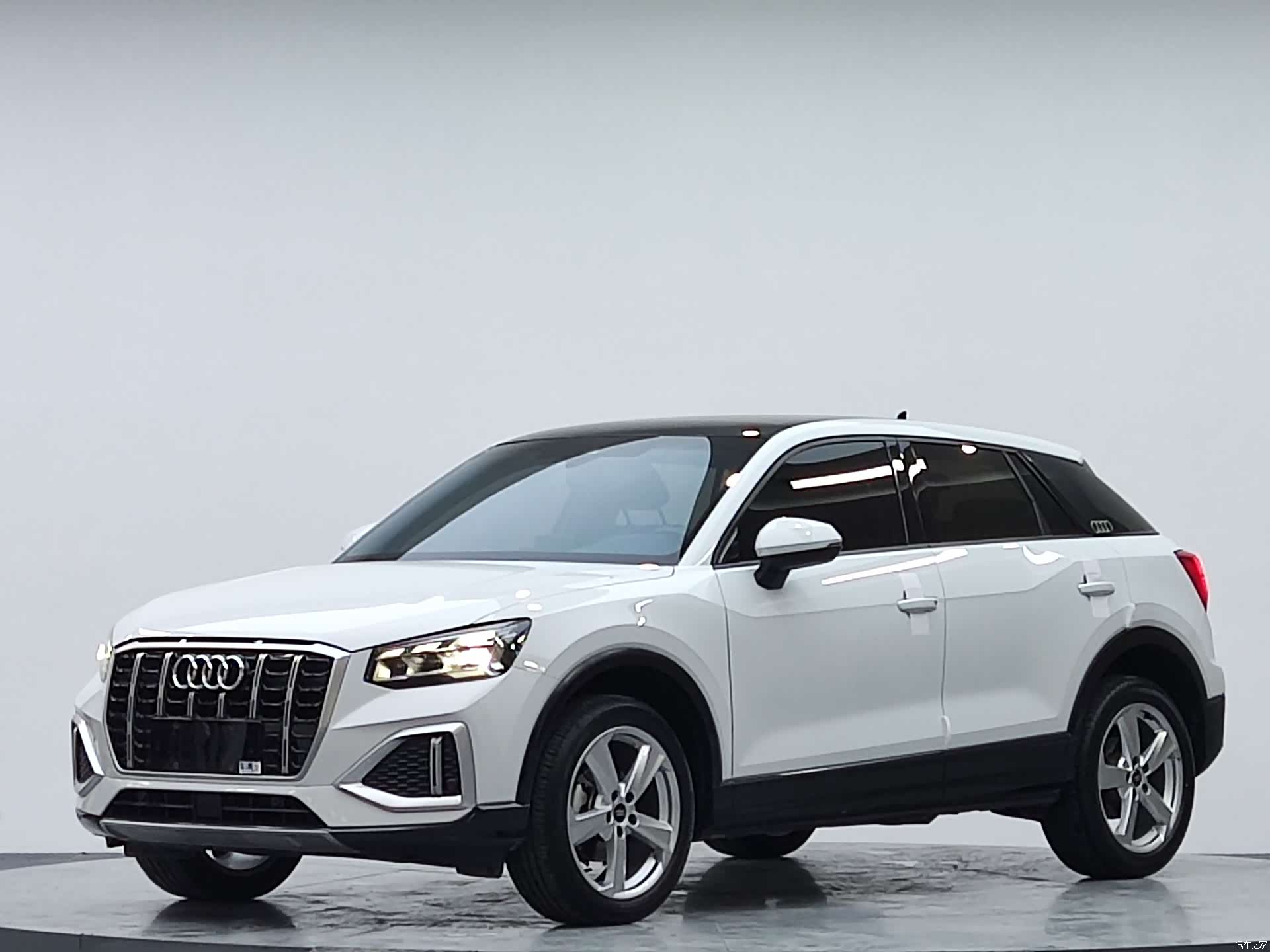Audi Q2L, 2022 6