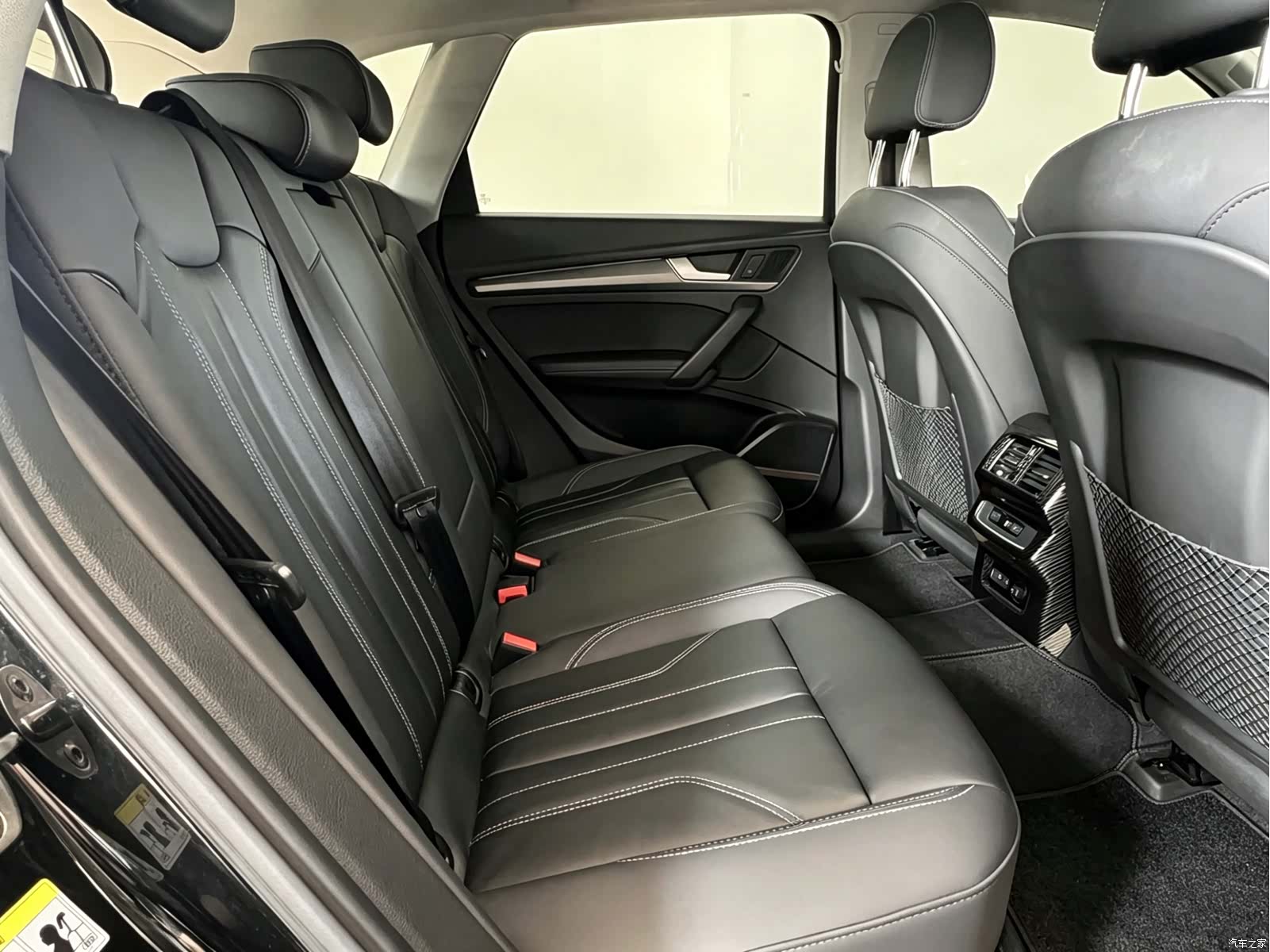 Audi Q5L, 2022 14