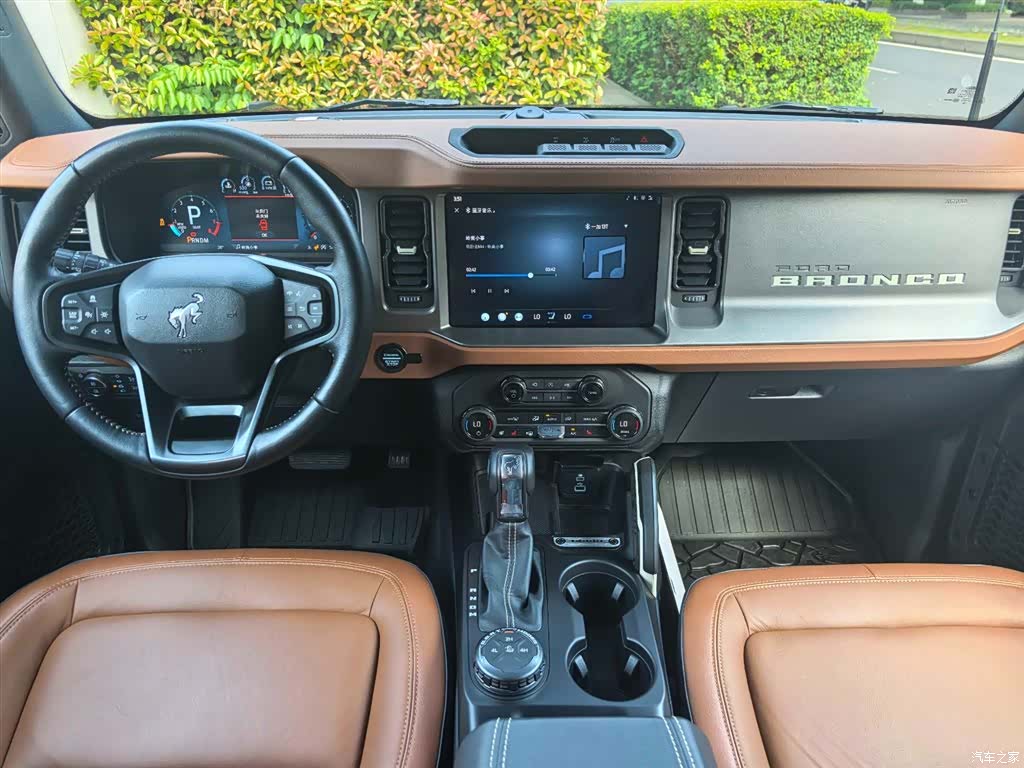 Ford Bronco, 2024 12