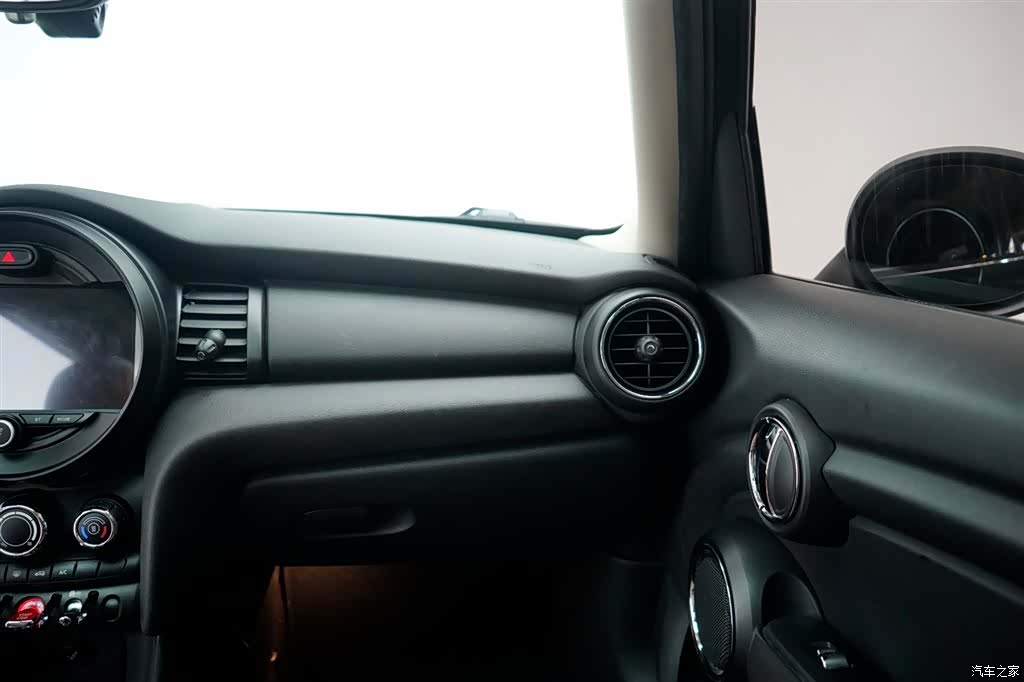 Mini ONE, 2018 19