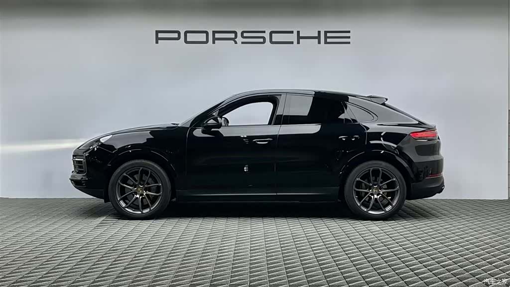Porsche Cayenne, 2022 4