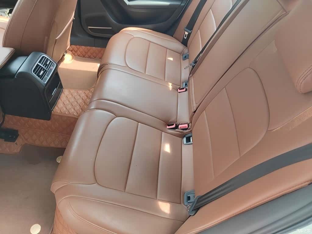 Audi A4L, 2014 15