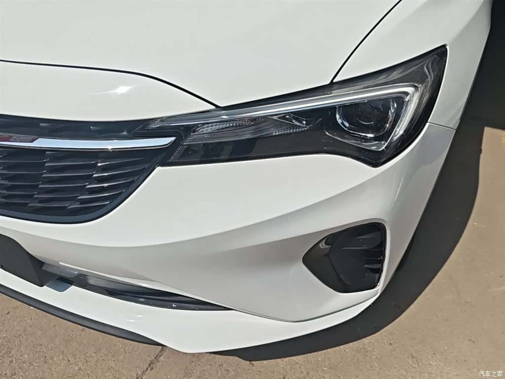 Buick Verano, 2022 24
