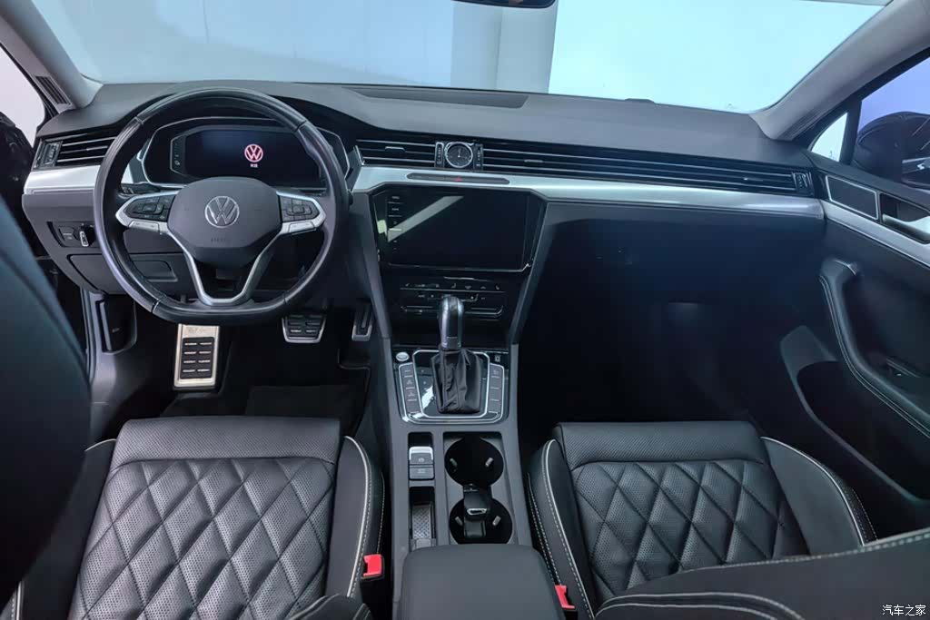 Volkswagen Magotan, 2022 12