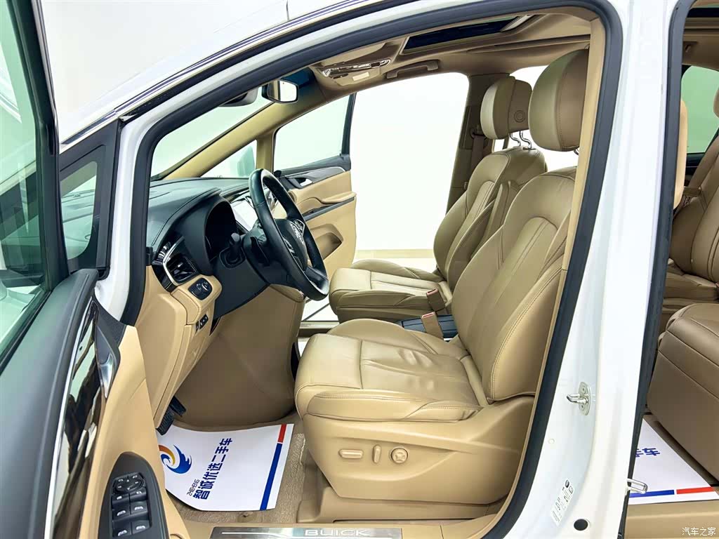 Buick GL8, 2019 4