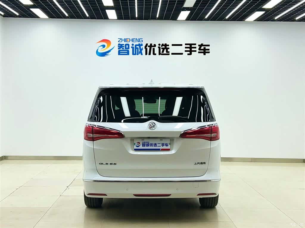 Buick GL8, 2019 3