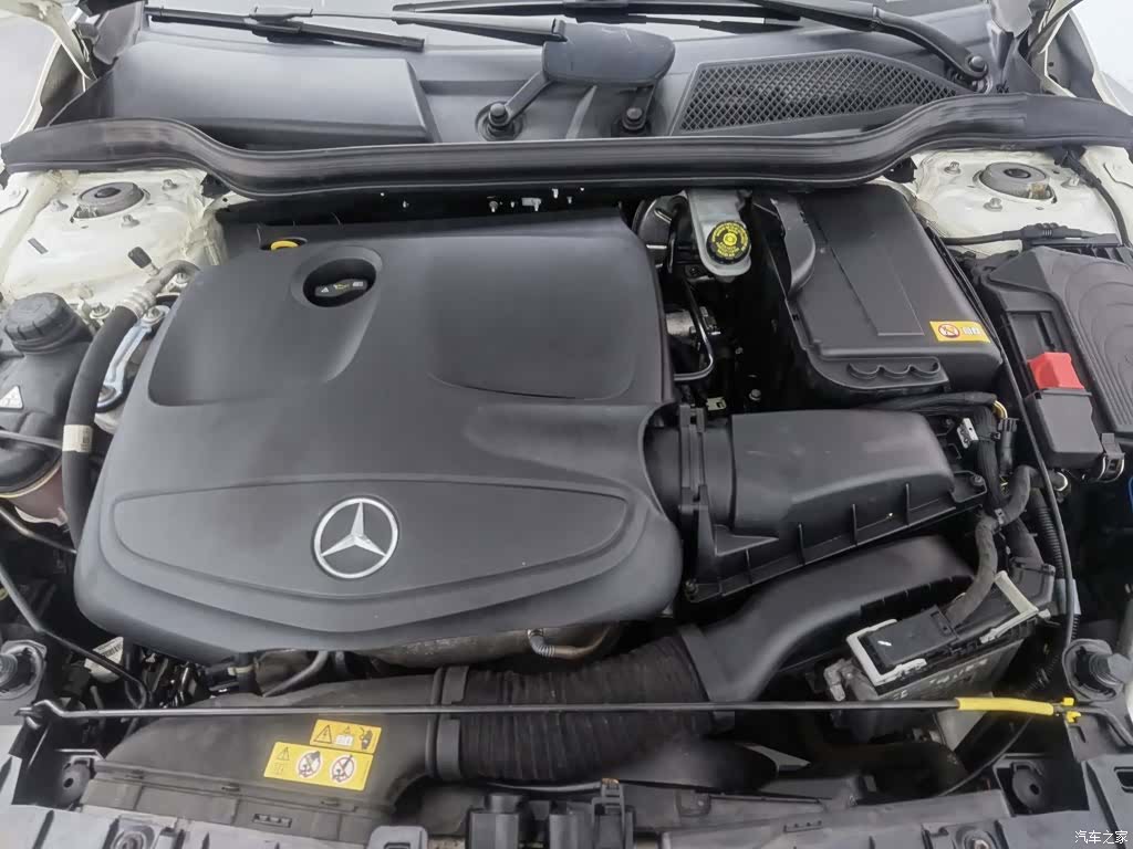 Mercedes-Benz GLA, 2015 6