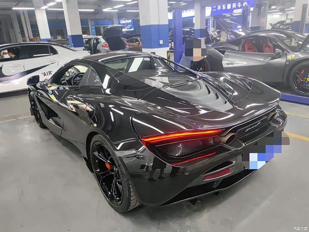 McLaren 720S, 2020 4