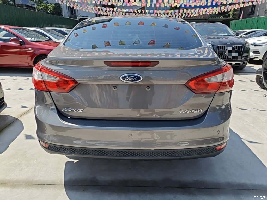 Ford Focus, 2015 6