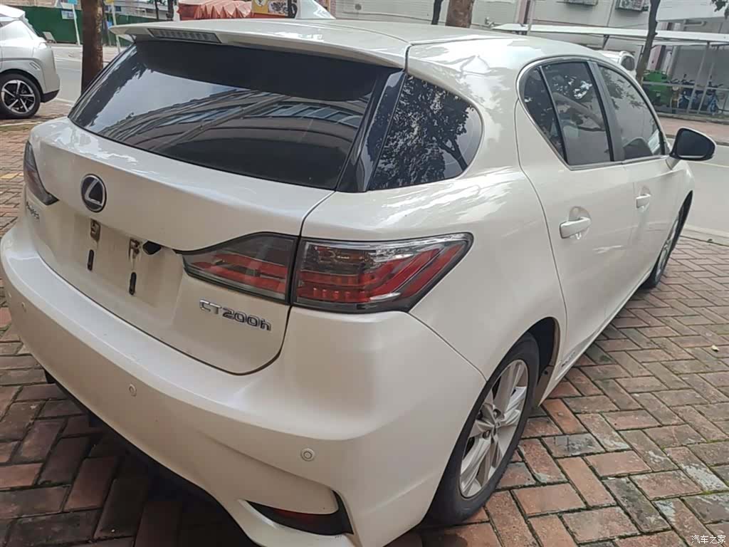 Lexus CT, 2017 7