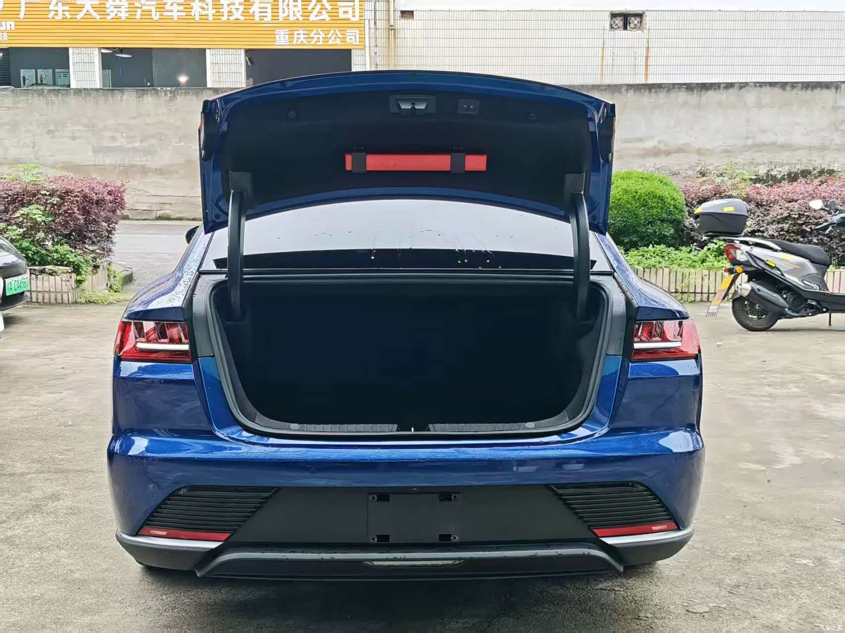 BYD Han, 2022 все фото