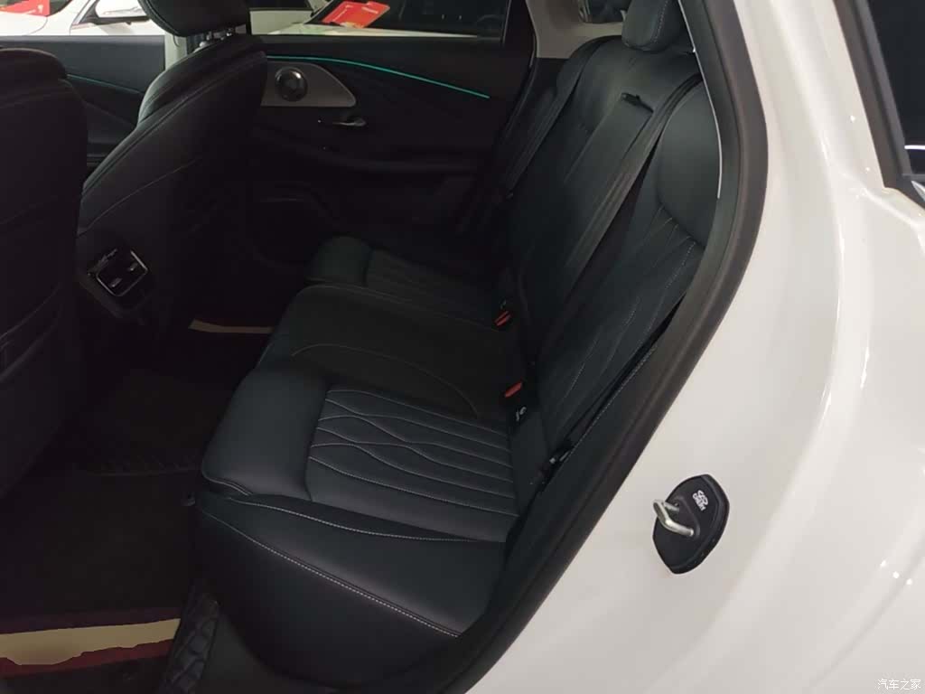 Chery Arrizo 8, 2025 17