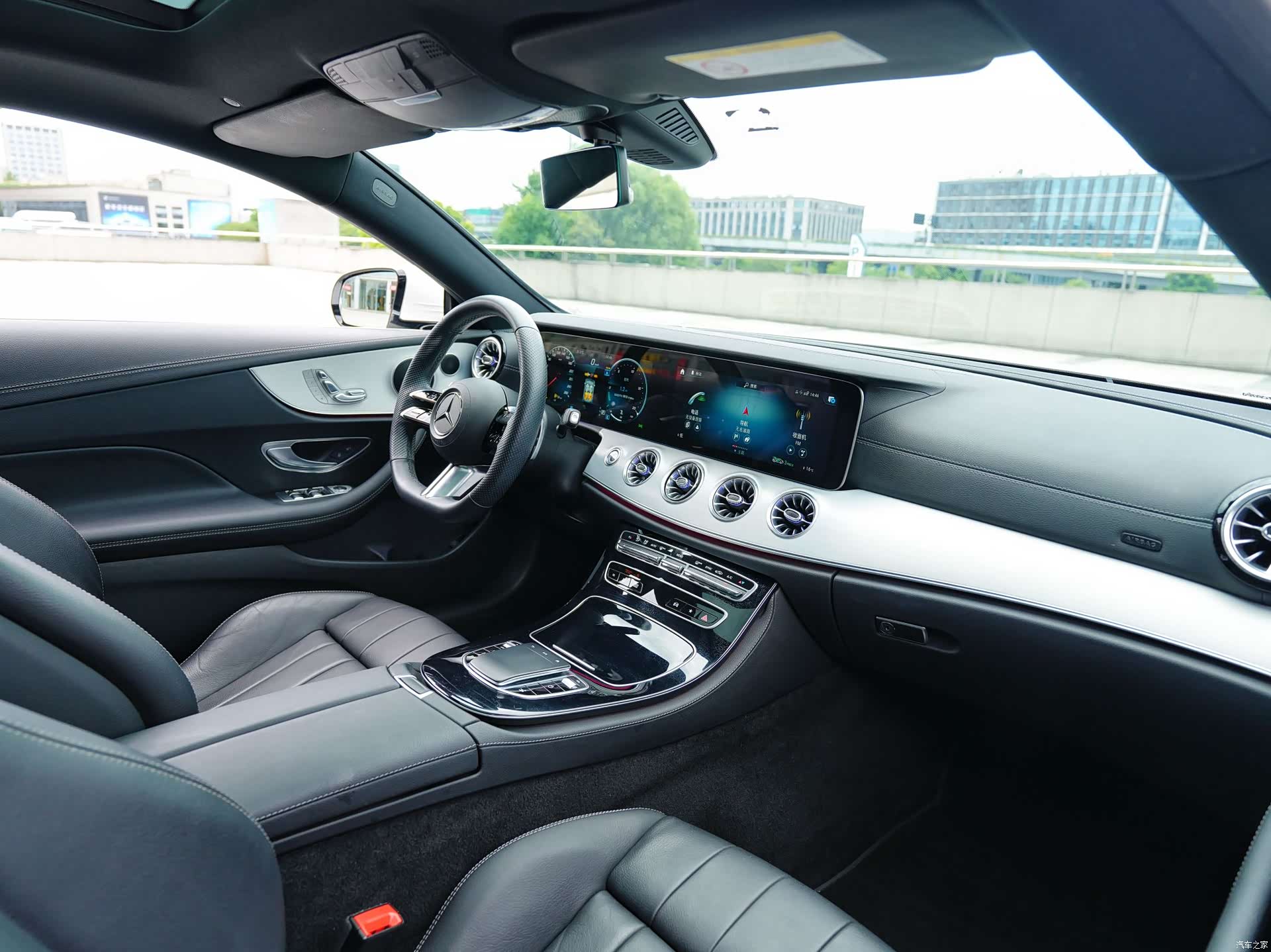Mercedes-Benz E-Class, 2023 9