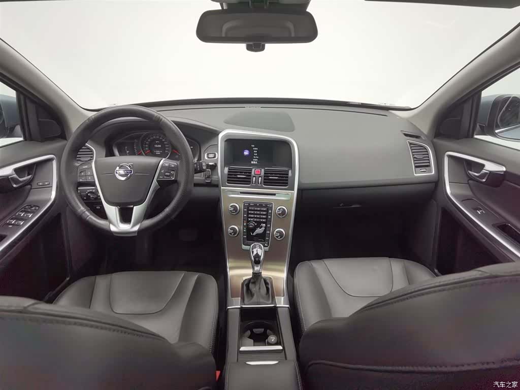 Volvo XC60, 2017 все фото