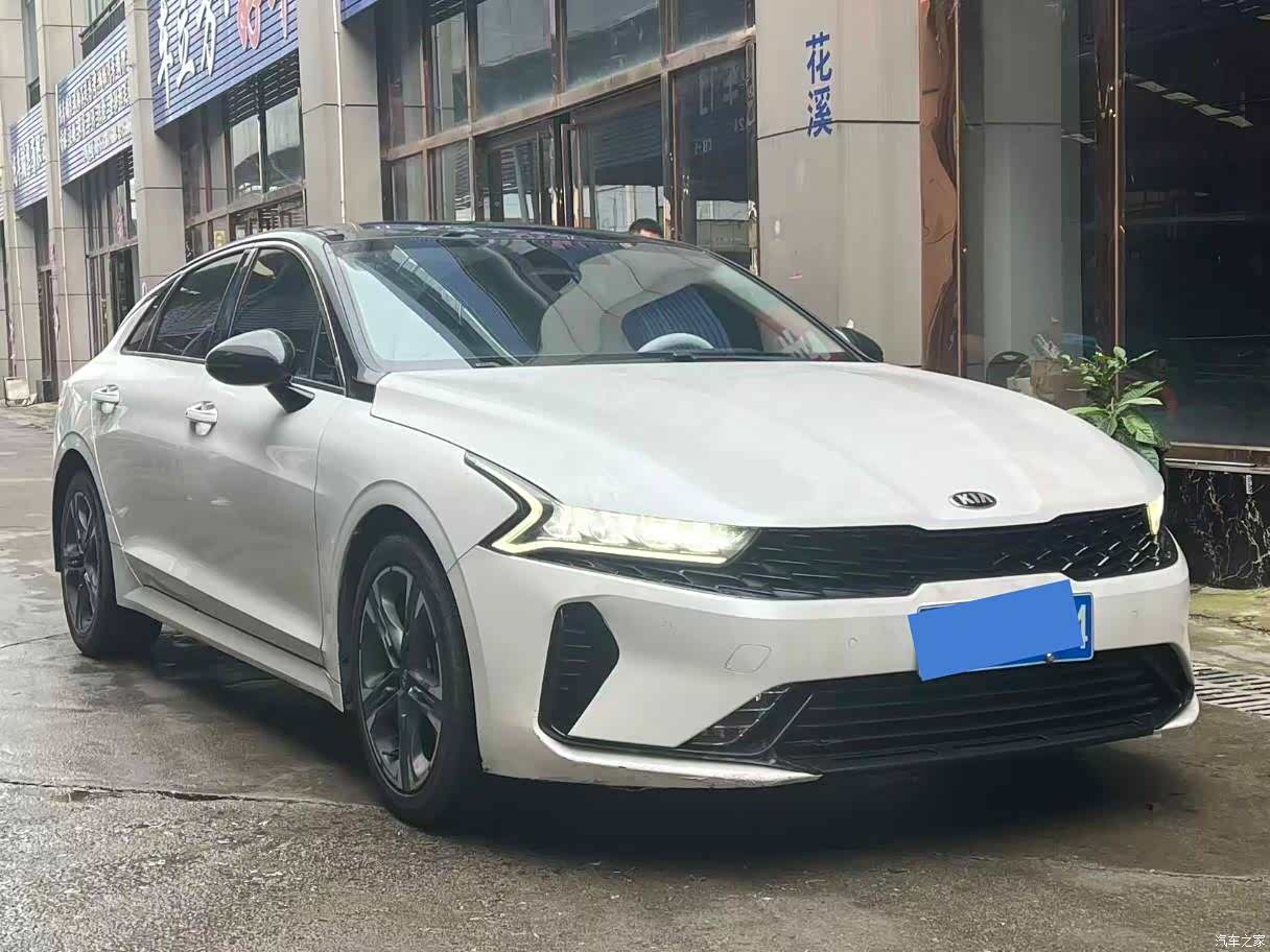 Kia K5, 2020 3