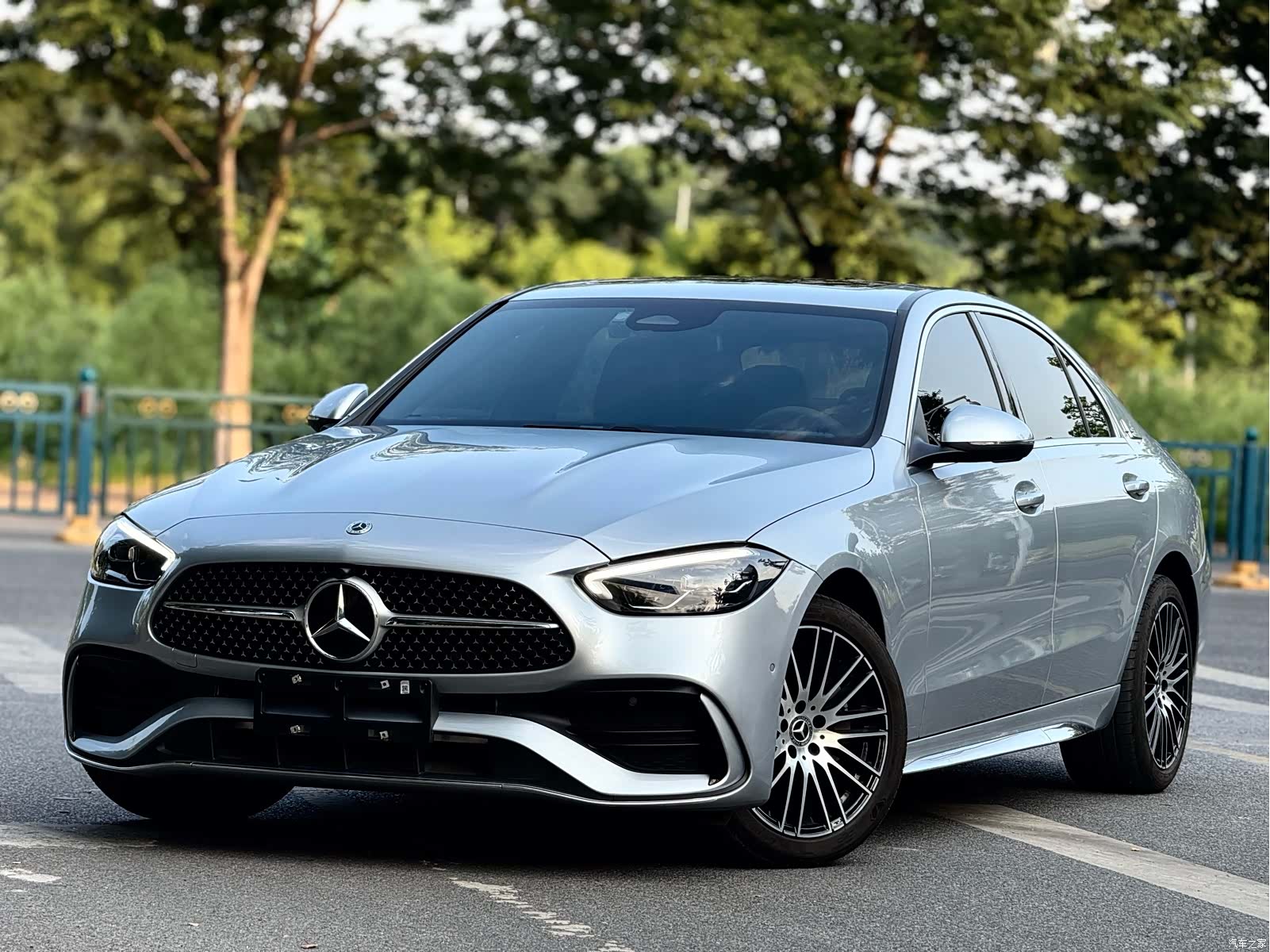 Mercedes-Benz C-Class, 2024 2