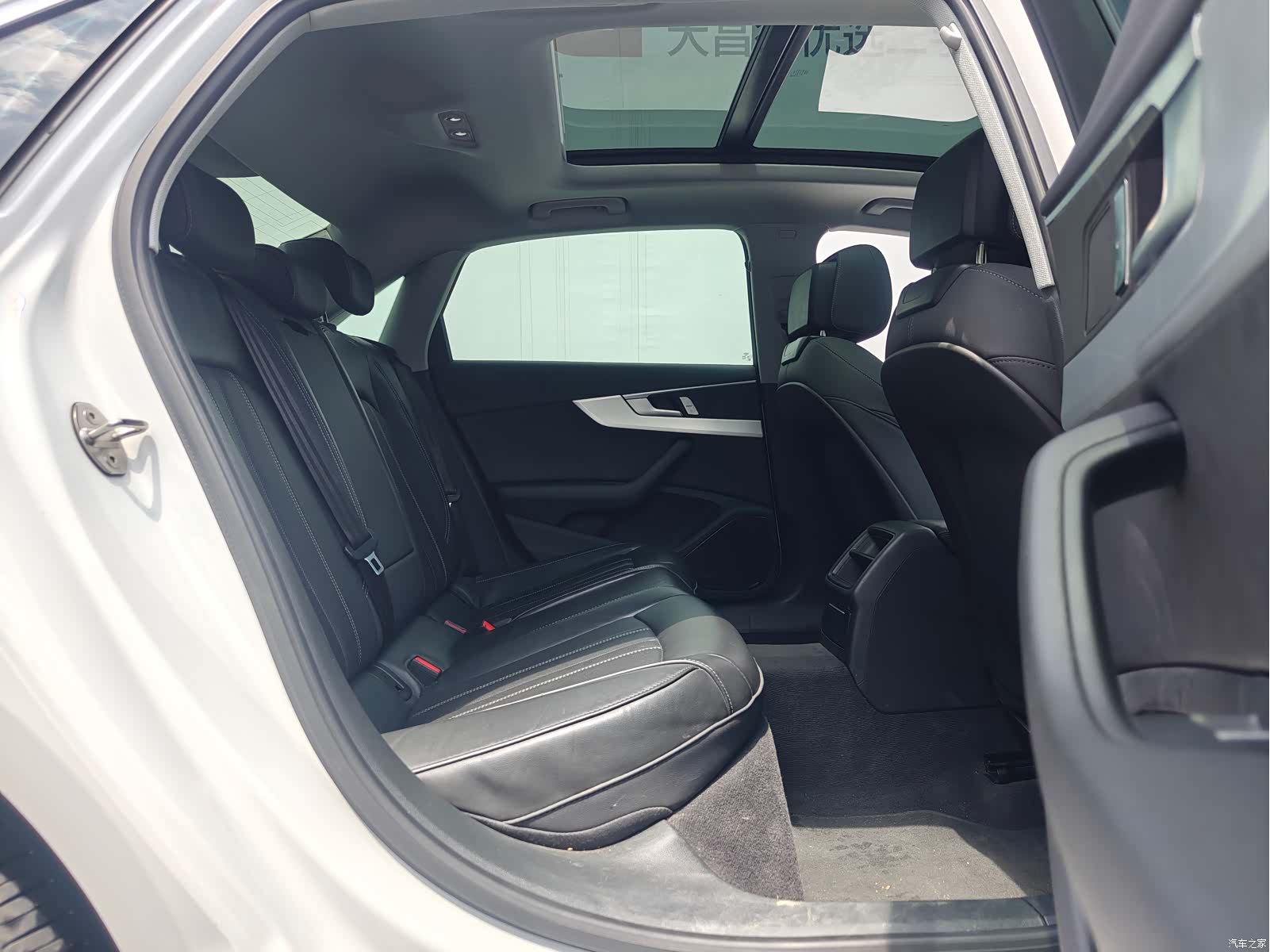 Audi A4L, 2024 11