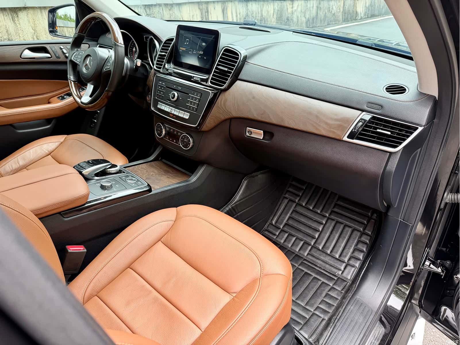 Mercedes-Benz GLS, 2016 20