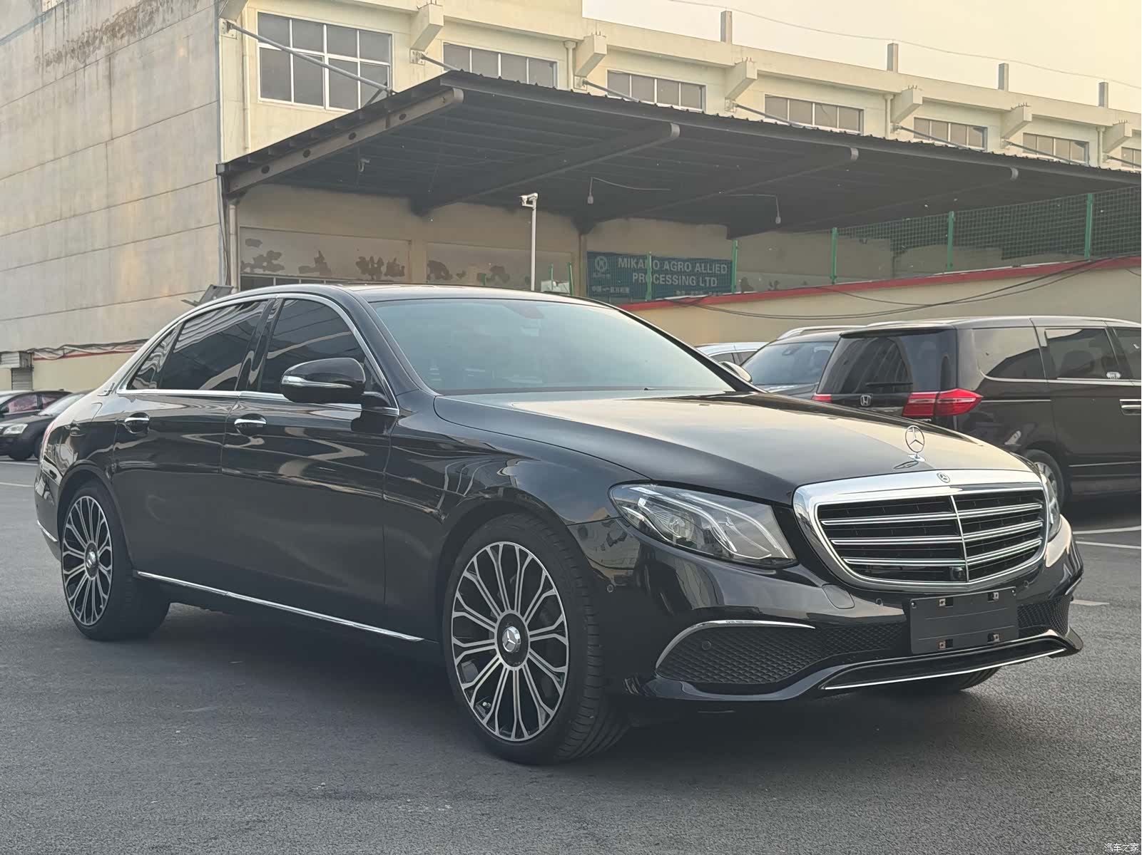 Mercedes-Benz E-Class, 2019 3