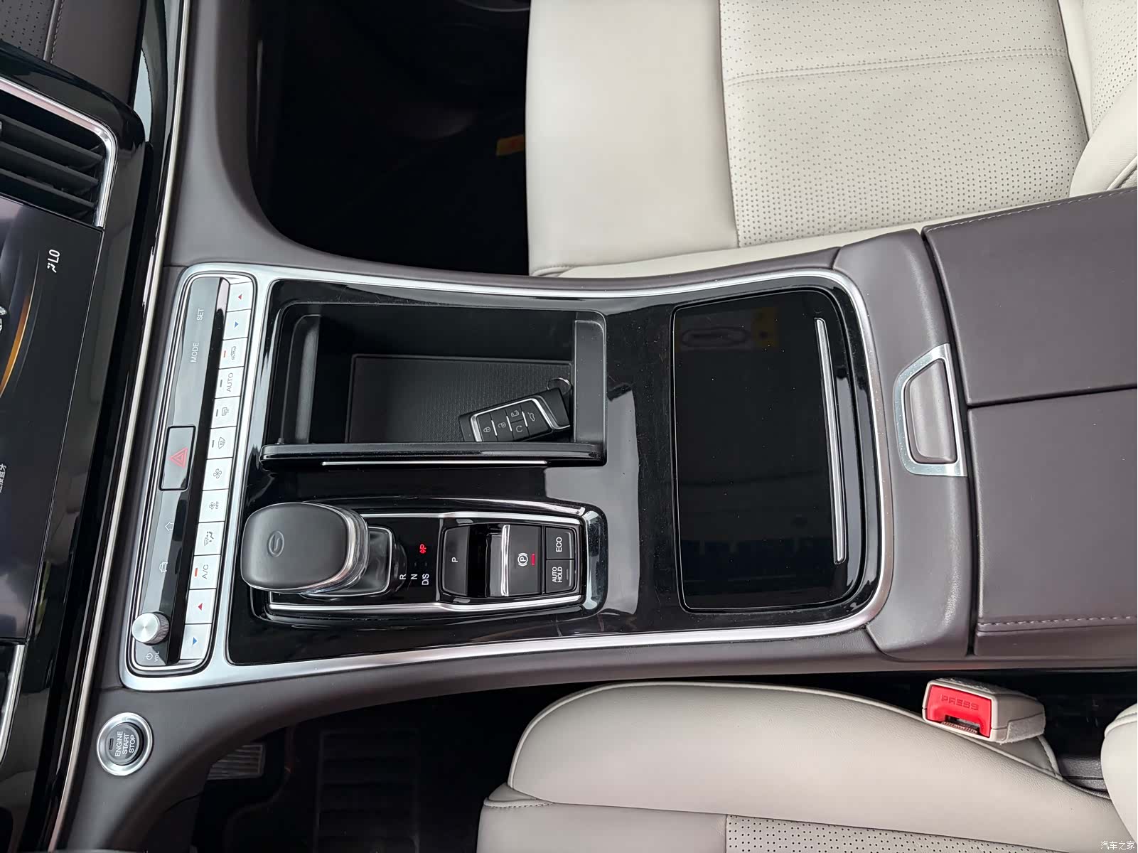 Trumpchi M8, 2021 8