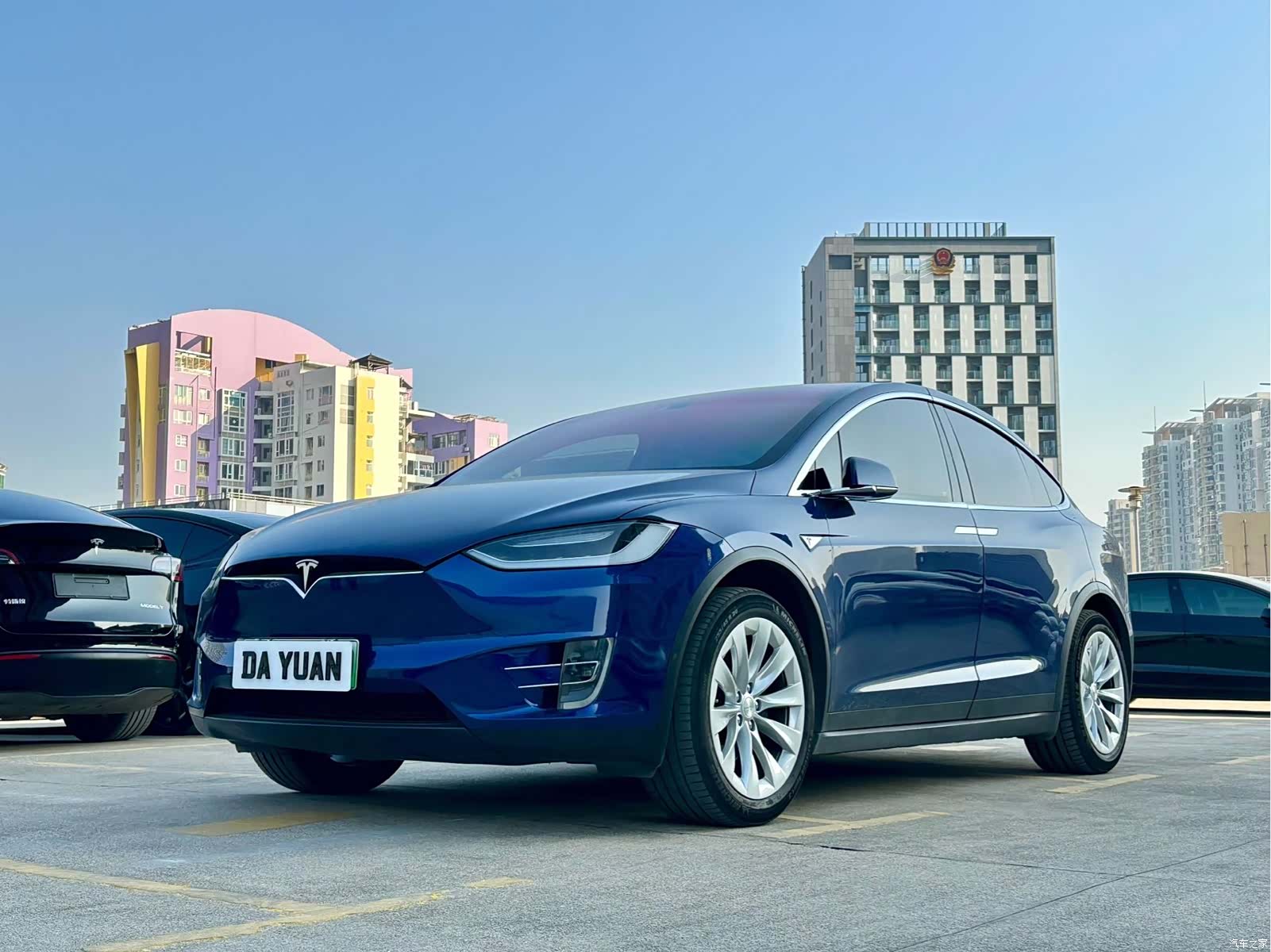 Tesla Model X, 2016 1