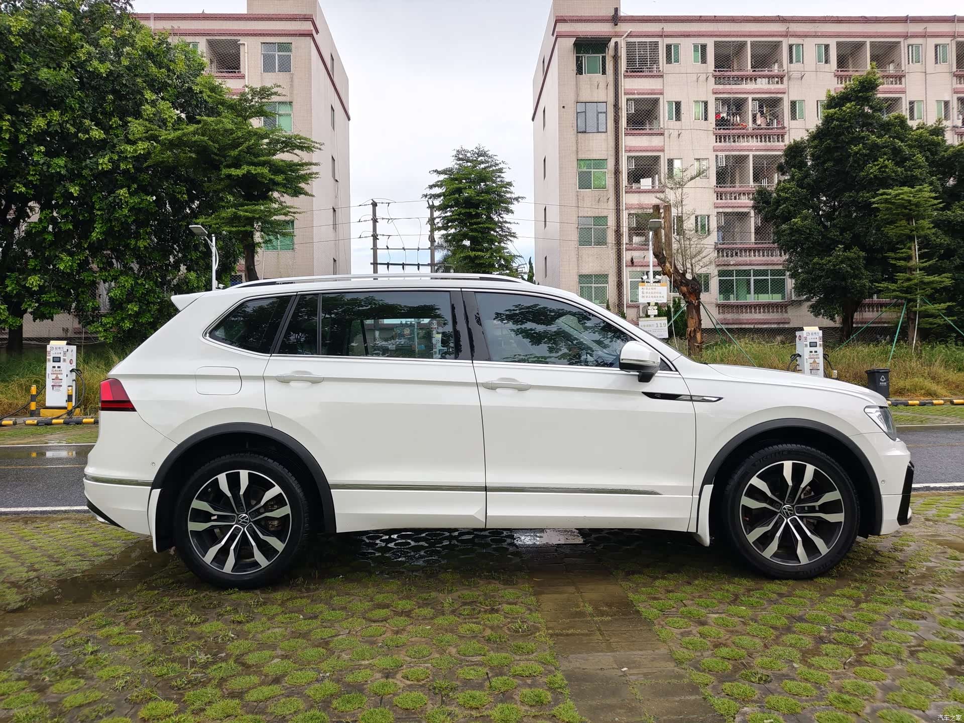 Volkswagen Tiguan L, 2021 4
