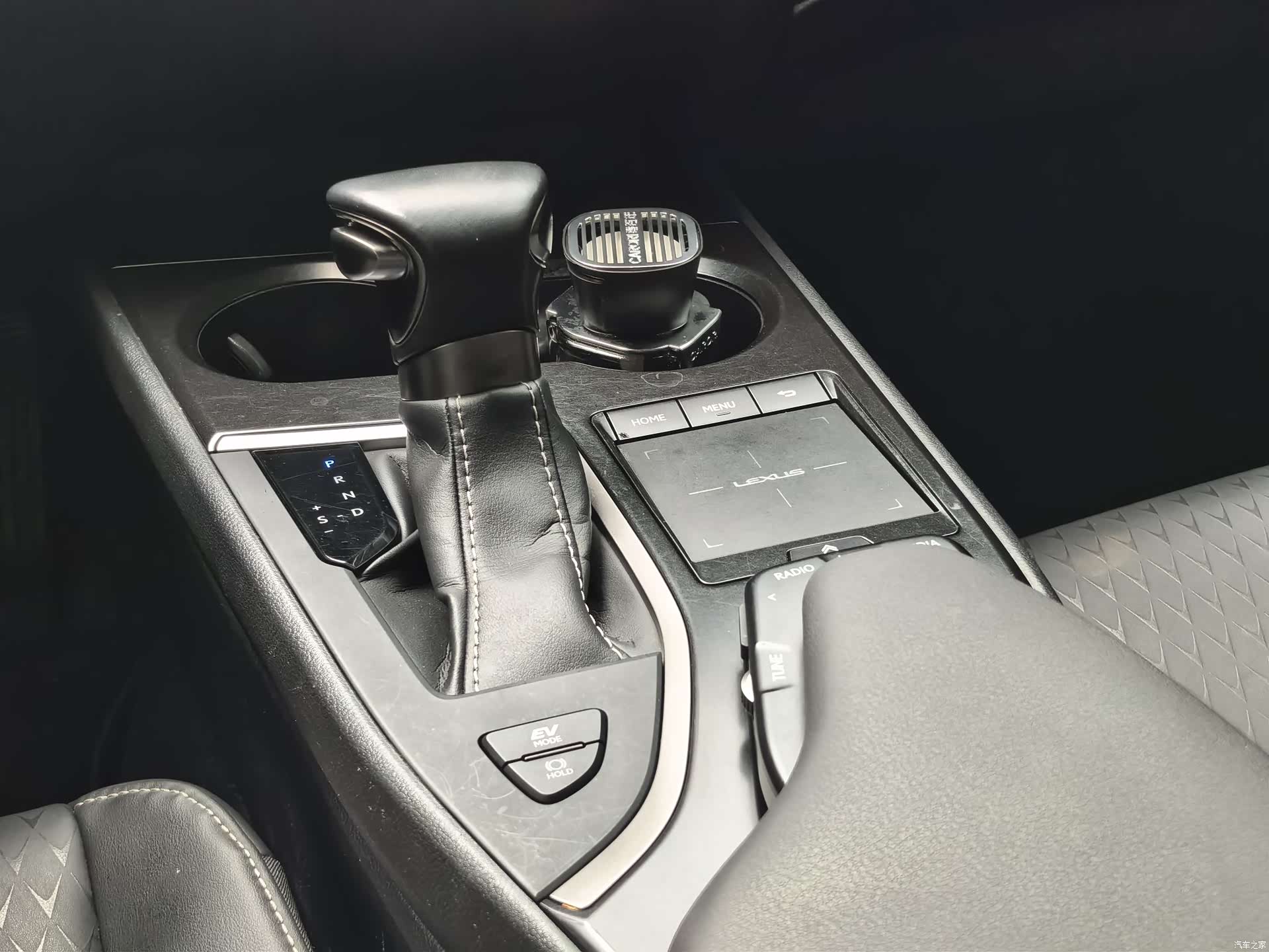 Lexus UX, 2021 9
