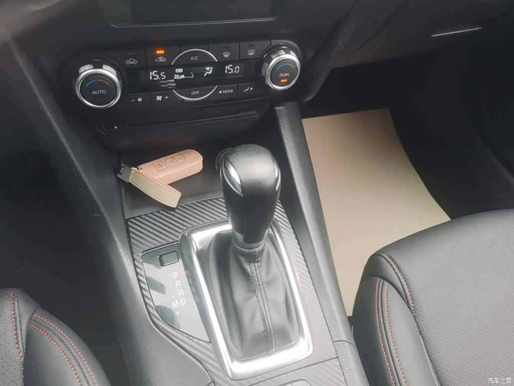 Mazda Mazda3, 2015 14