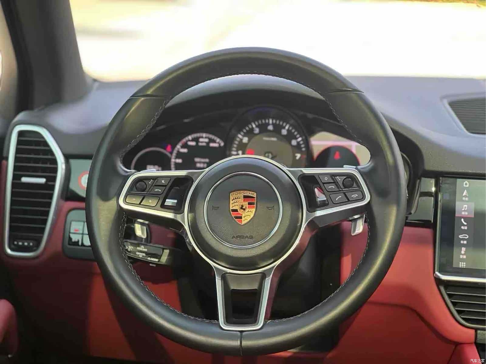 Porsche Cayenne, 2018 8
