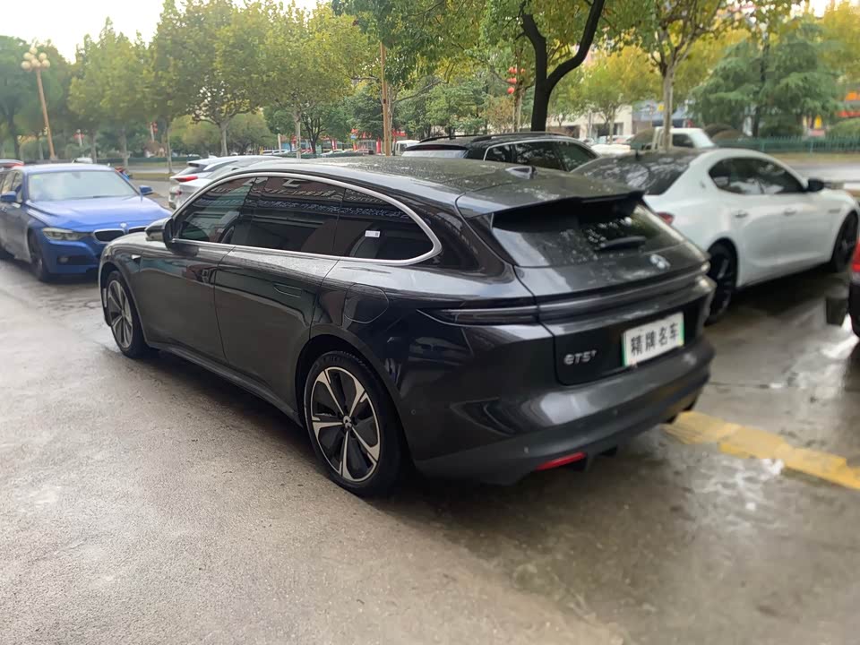 NIO ET5T