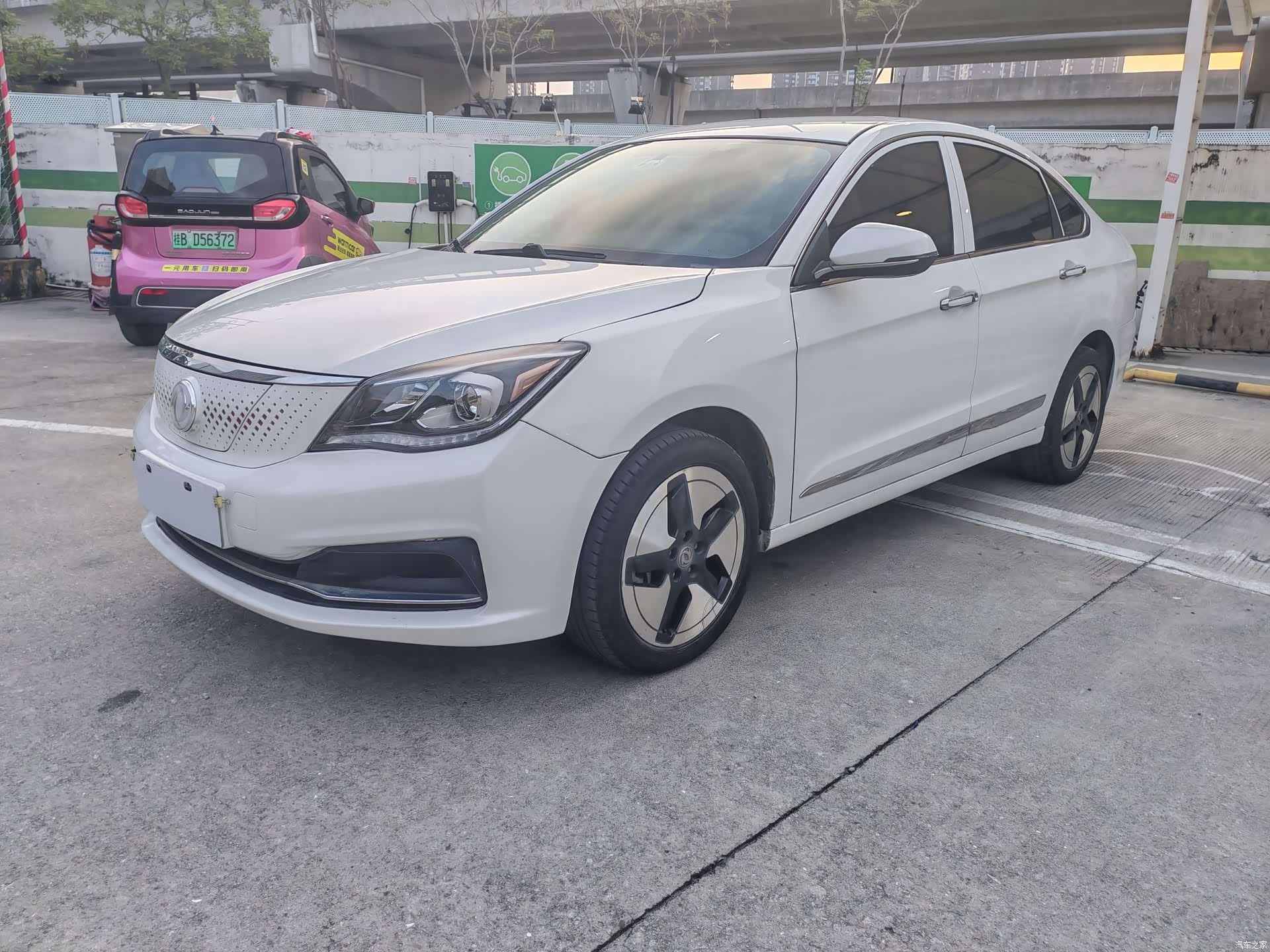 DongFeng E70, 2021 1
