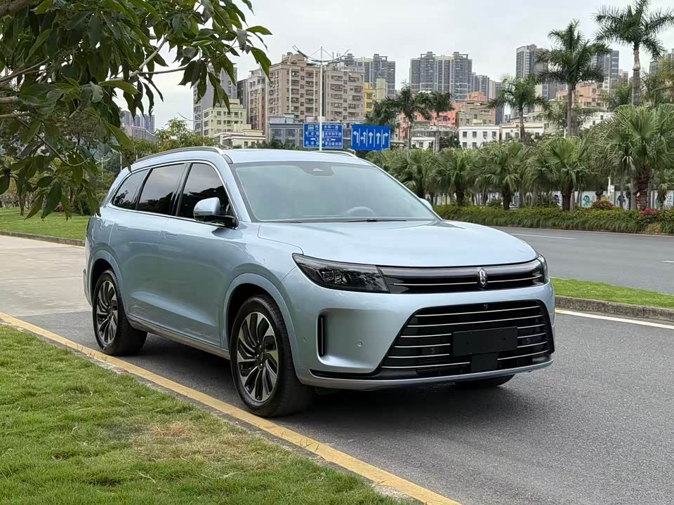 AITO Ask the world M7