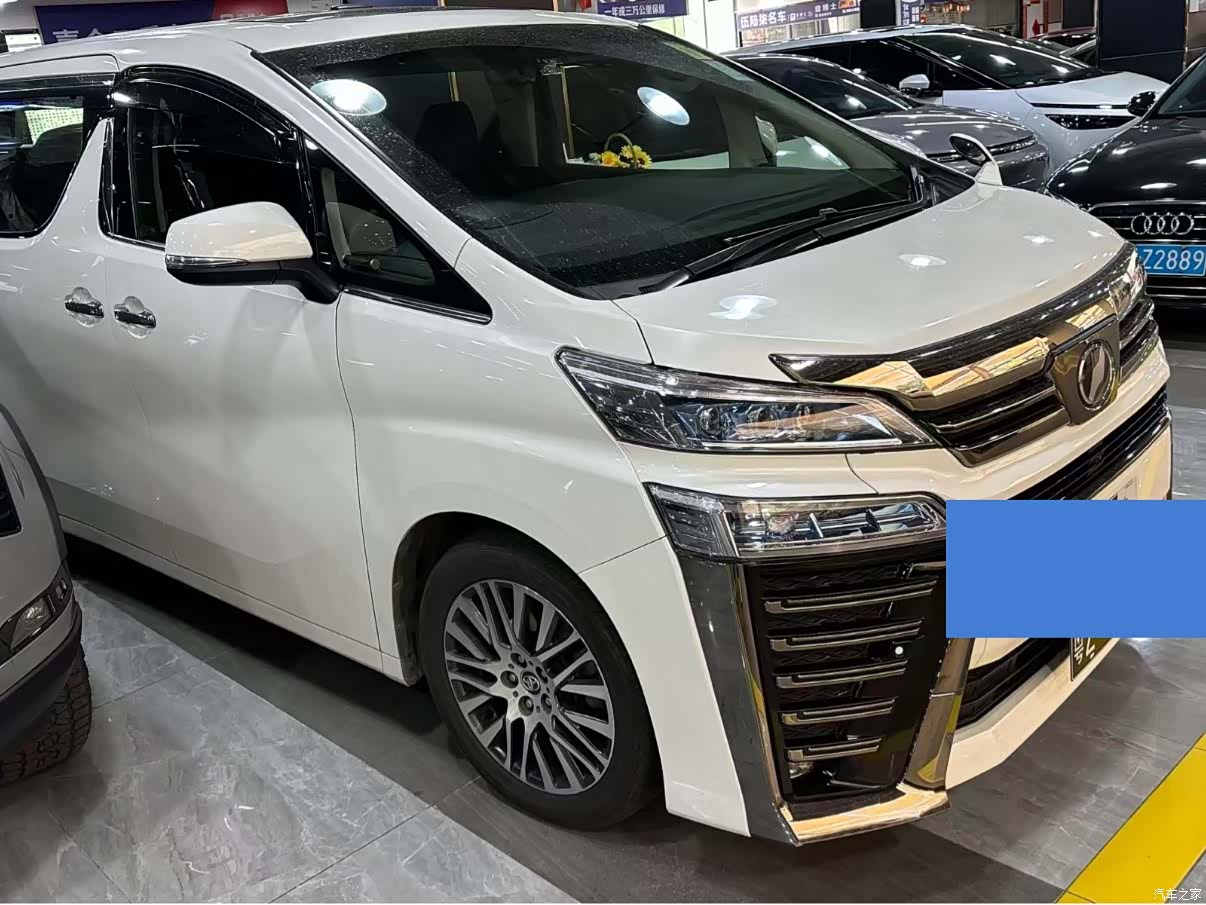 Toyota Vellfire, 2018 7
