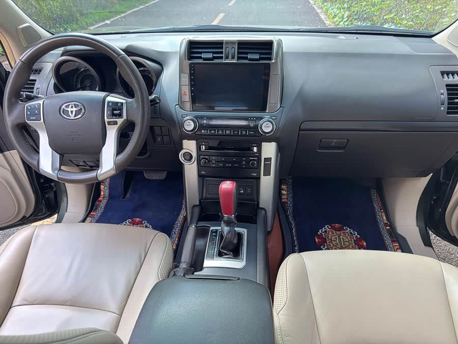Toyota Prado 2013, фото 13
