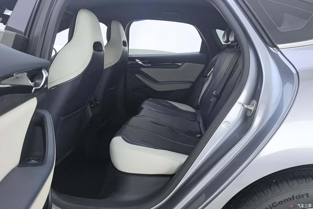 BYD Qin, 2023 11